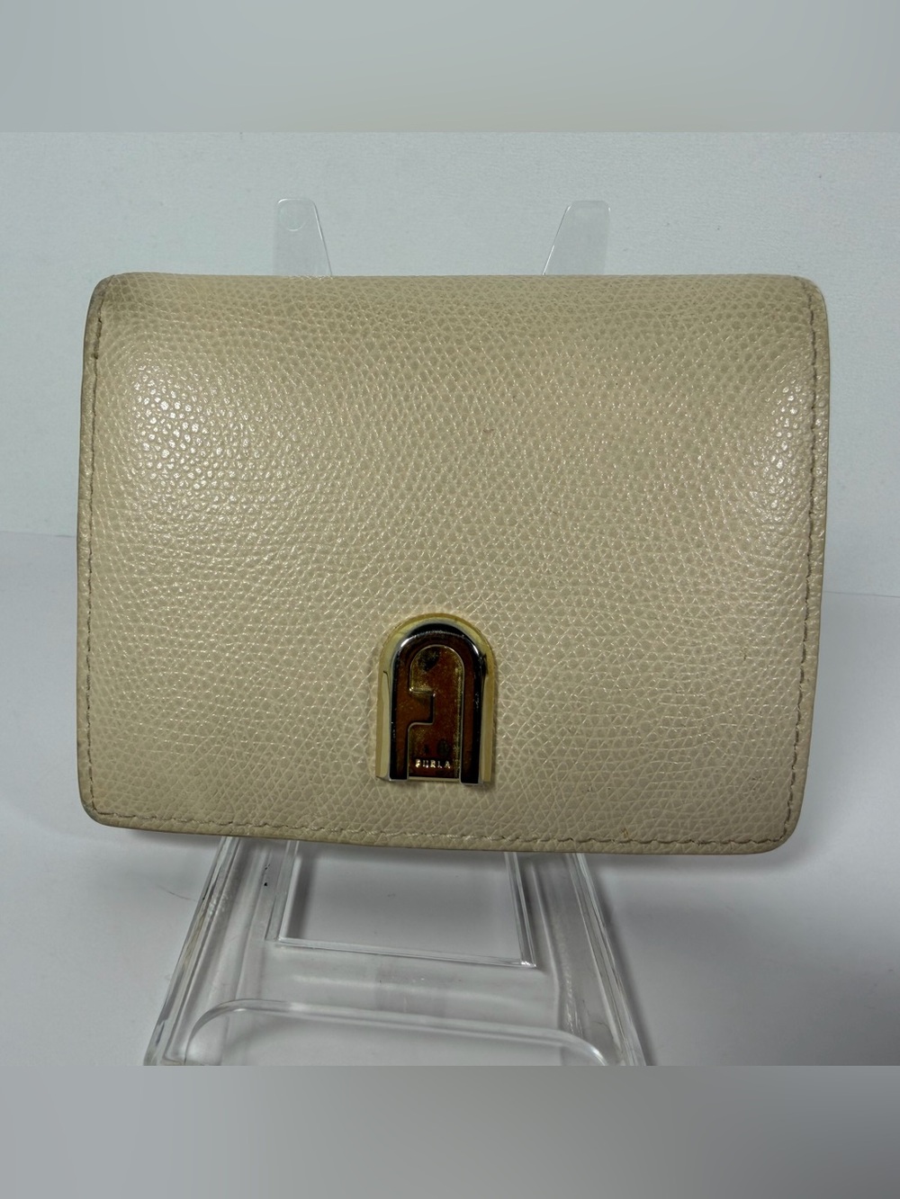 2164: Furla 1927 Compact Leather Wallet Ivory Gold-Tone Logo